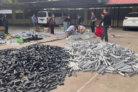 Truy tố bị can trong đường dây sản xuất vật liệu nổ, linh kiện súng đặc biệt lớn