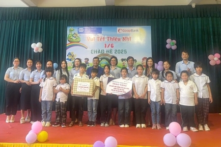 Vui Tết Thiếu nhi ở Làng Trẻ em SOS Thanh Hóa