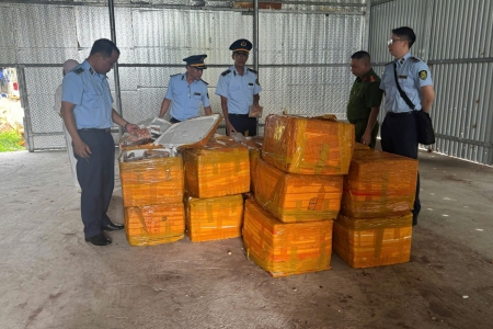 Phát hiện hơn 1 tấn trứng gà non chưa rõ xuất xứ ở Quảng Ninh