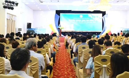 Công đoàn Viên chức thành phố Đà Nẵng khen thưởng năm học 2024 - 2025