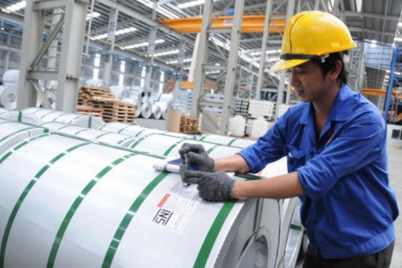 Giá thép ngày 13/6: Tiếp tục đi xuống trong bối cảnh nhu cầu tiêu thụ trên thị trường yếu