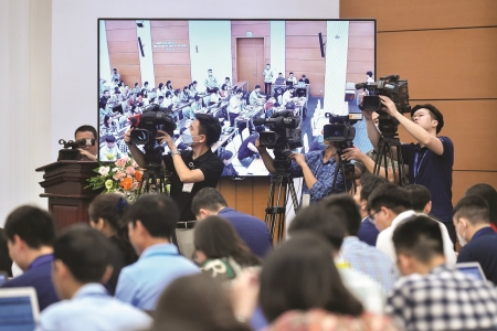 Báo chí khẳng định vai trò tạo cầu nối đưa Quốc hội lại gần cử tri