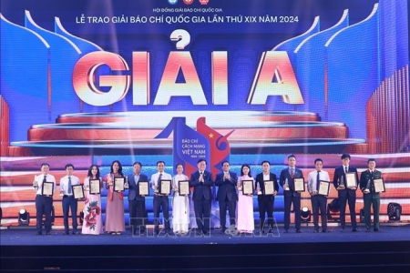 Lễ trao Giải Báo chí Quốc gia lần thứ 19 - năm 2024: Thủ tướng dự và trao giải A cho các tác giả đoạt giải