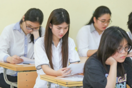 Những vật dụng không được phép mang vào phòng thi tốt nghiệp THPT 2025