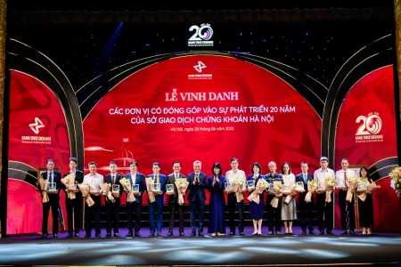 PVChem: Đơn vị đóng góp tiêu biểu cho sự phát triển của HNX