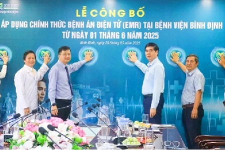 Gia Lai phấn đấu đến quý IV/2025 hoàn thành chuyển đổi số ngành Y tế