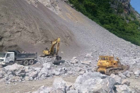 Quy định chi tiết điều kiện cấp phép khai thác khoáng sản làm vật liệu xây dựng