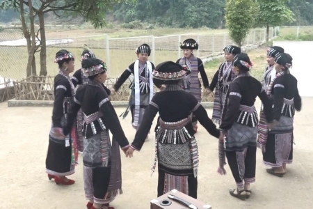 Lai Châu: Xã Bản Bo từng bước loại bỏ hủ tục lạc hậu, lan tỏa nếp sống văn minh