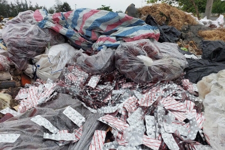 Đà Nẵng xử phạt Công ty Dược Trung ương 3 vì vứt bỏ gần 1 tạ thuốc không đạt chuẩn ra môi trường