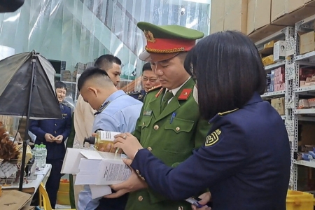 Bắc Ninh: Xử phạt đối tượng kinh doanh mỹ phẩm không rõ nguồn gốc
