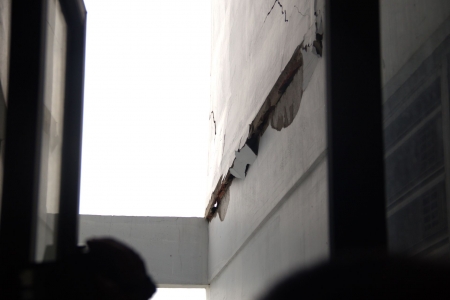 Sở Xây dựng TP. HCM chỉ đạo vụ nứt tường chung cư PVC-IC Diamond