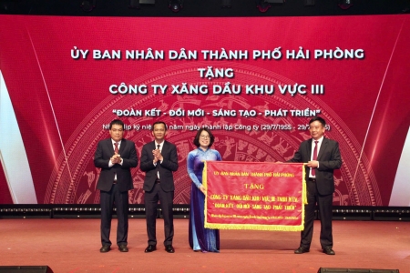 Công ty Xăng dầu khu vực III khẳng định vị thế là đơn vị đầu ngành trong lĩnh vực kinh doanh xăng dầu