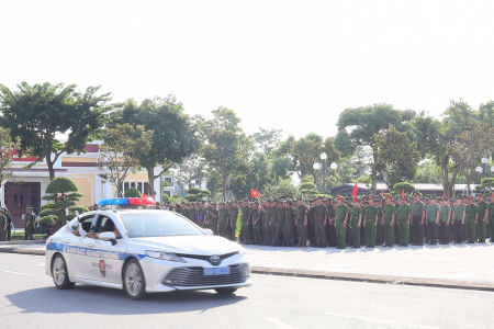 Đồng loạt ra quân giữ vững an ninh, trật tự đô thị ở phường Nam Định