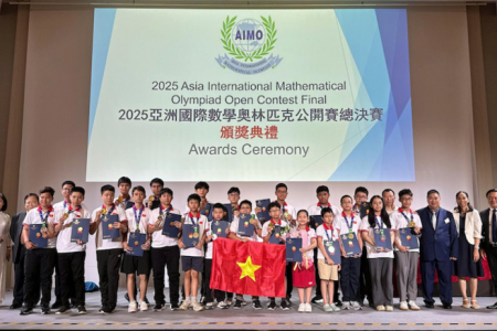 Đoàn học sinh Việt Nam thắng lớn tại đấu trường Toán học Châu Á 2025