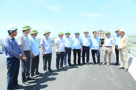 Lãnh đạo tỉnh Hưng Yên kiểm tra tiến độ các công trình trọng điểm