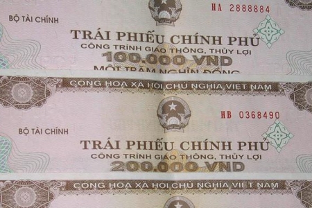 Nhà đầu tư nước ngoài mua ròng gần 300 tỷ đồng TPCP trong tháng 7