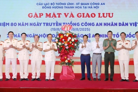 Bí thư Tỉnh ủy Thanh Hóa gặp mặt các tướng lĩnh, sĩ quan công an đồng hương Thanh Hóa tại Hà Nội