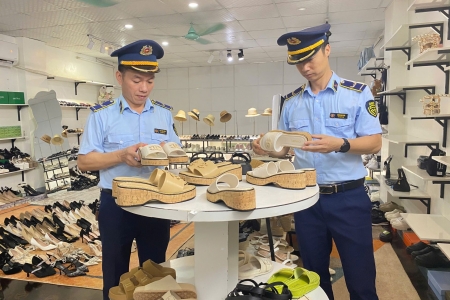 QLTT Lạng Sơn: Siết chặt kiểm tra, bảo vệ quyền lợi người tiêu dùng