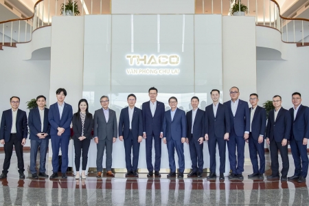 Lãnh đạo Tập đoàn Mazda thăm và làm việc tại THACO AUTO