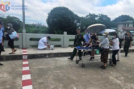 Đồn Biên phòng Cửa khẩu Quốc tế Móng Cái: Cấp cứu kịp thời công dân Trung Quốc