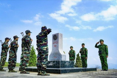 Phát huy tinh thần Cách mạng Tháng Tám - Giữ vững tư tưởng chính trị để bảo vệ đất nước từ sớm, từ xa