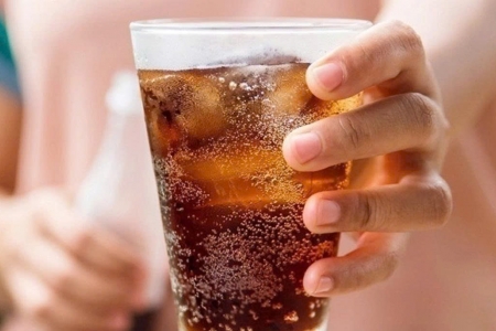 Khát mấy cũng chớ dại giải nhiệt bằng các loại nước này, hậu quả khó lường