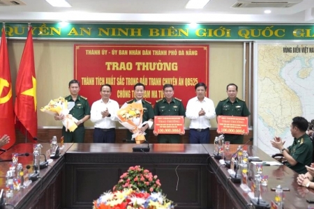 Đà Nẵng trao thưởng chiến công xuất sắc Chuyên án QB525, thu giữ gần 300kg ma túy