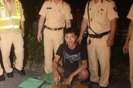 Công an Hưng Yên bắt giữ đối tượng tàng trữ pháo nổ