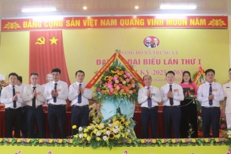 Phó Chủ tịch Thường trực HĐND tỉnh Thanh Hóa dự Đại hội Đại biểu Đảng bộ xã Trung Lý
