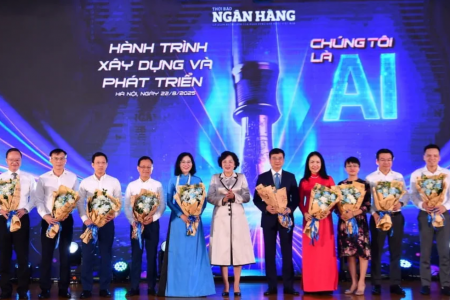 Tổng Giám đốc Vietcombank Lê Quang Vinh tham gia Hội đồng biên tập Tạp chí Ngân hàng
