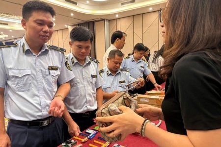 Tăng cường chống hàng giả: Cao Bằng tổ chức hội thảo phân biệt hàng thật, hàng giả