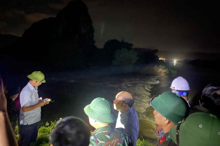 Thanh Hóa phát lệnh báo động III trên nhiều sông, triển khai phương án bảo vệ đê