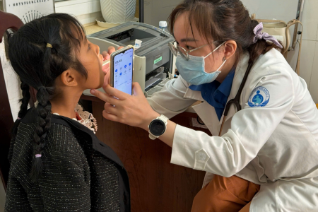 TP. HCM: Bác sĩ chuyên khoa đầu ngành sẽ luân phiên ra Đặc khu Côn Đảo chăm sóc sức khỏe người dân