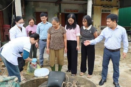 Ngành Y tế Hà Tĩnh chủ động phòng chống dịch bệnh sau mưa bão