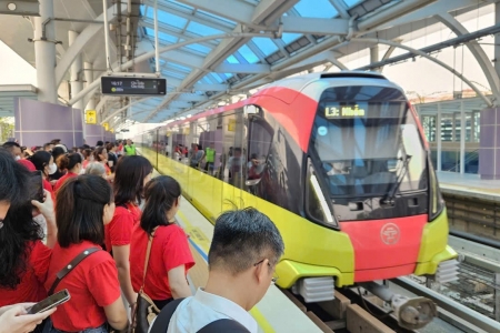 Hà Nội: Đường sắt đô thị vận hành 626 lượt tàu phục vụ người dân trong 2 ngày