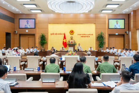 Hoàn thiện hành lang pháp lý đối với hoạt động lý lịch tư pháp