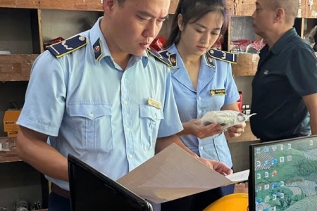 Lào Cai: Đội QLTT số 1 phát hiện và xử lý nghiêm cơ sở kinh doanh hàng hóa giả mạo nhãn hiệu