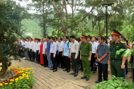 Kỷ niệm 123 năm ngày sinh, 83 năm ngày mất Tổng Bí Thư Lê Hồng Phong