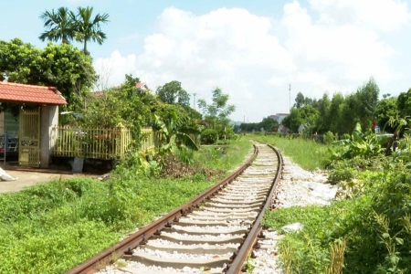Bắc Ninh: Ưu tiên đầu tư kinh phí để xử lý triệt để điểm đen, điểm tiềm ẩn tai nạn giao thông đường sắt