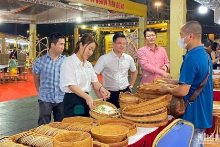Hà Nội: Triển khai Tuần lễ kết nối chuỗi sản xuất – tiêu dùng bền vững cho làng nghề truyền thống