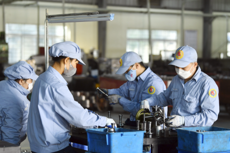 Tin vui cho lao động thu nhập thấp: Chính thức có “tấm vé” học nghề miễn phí