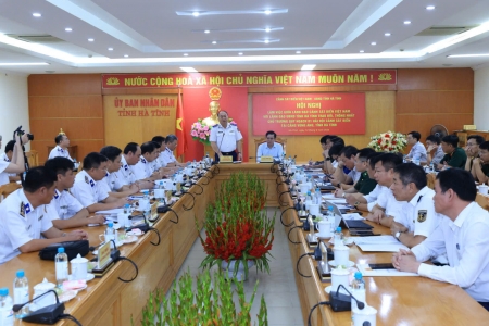 Cảnh sát biển Việt Nam thăm, làm việc với UBND tỉnh Hà Tĩnh