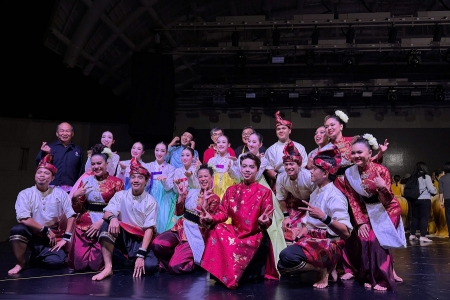 Ca sĩ Lưu Quốc Vượng đại diện Việt Nam tỏa sáng tại Liên hoan Vũ điệu Văn hoá quốc tế 2025