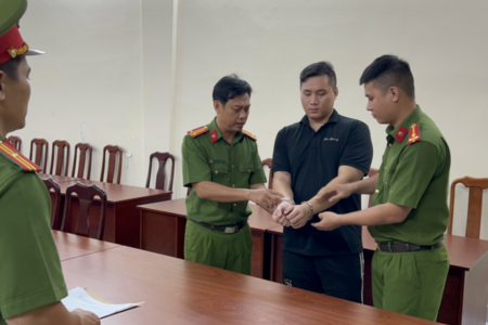 Công an TP. HCM cảnh báo xuất nhập cảnh trái phép lừa đảo lao động sang Campuchia