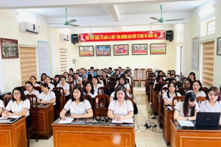 Hưng Yên tổ chức tập huấn giáo viên sử dụng trí tuệ nhân tạo