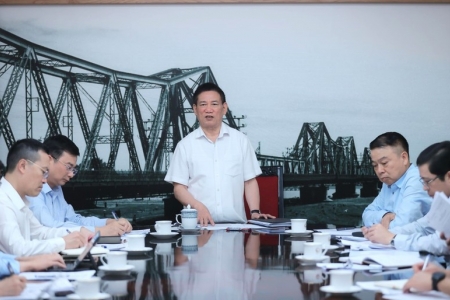 Phó Thủ tướng chỉ đạo kiểm soát chặt thị trường vàng, ổn định kinh tế vĩ mô