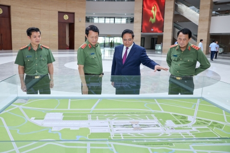 Thủ tướng: Phòng ngừa, ứng phó tổng thể, hiệu quả với các đe dọa an ninh phi truyền thống