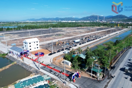 Khánh thành Cụm công nghiệp Đông Mai và gắn biển chào mừng Đại hội Đảng bộ tỉnh Quảng Ninh lần thứ XVI