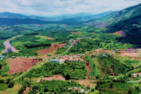 Xây dựng tiêu chí chuẩn nghèo đa chiều phải phù hợp mục tiêu phát triển quốc gia