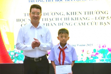 Đắk Lắk:Tuyên dương học sinh tiểu học dũng cảm cứu bạn trong lúc gặp nạn